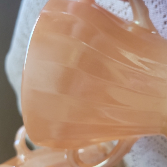 Fire King Peach Lustre Sugar Bowl & Creamer - Picture 4 of 8